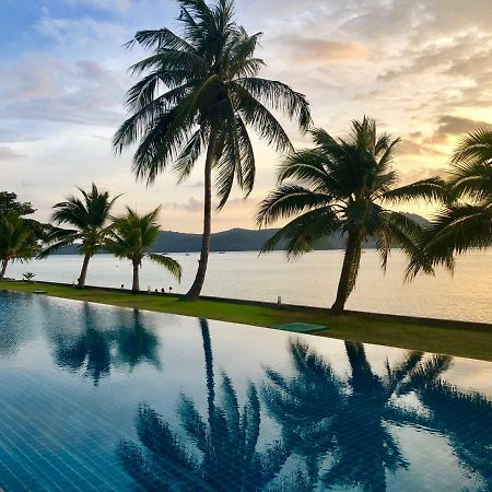 D-Lux 4 Bed Beachfront Apartment With Sea View Cape Panwa Экстерьер фото